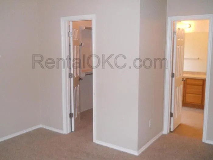 6721 Eagles Lndg — Photo 10