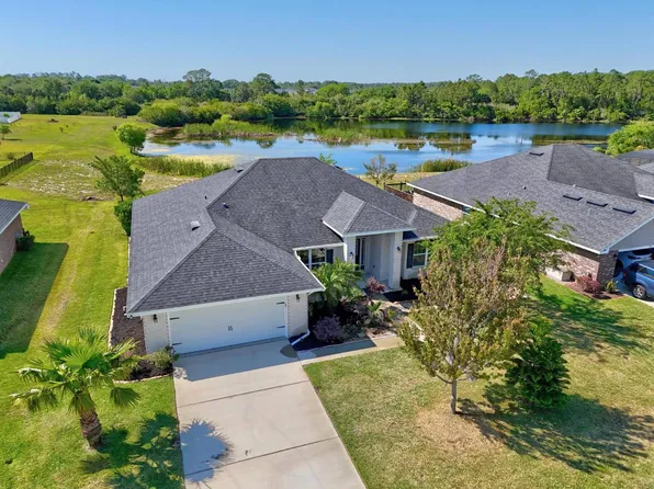 66 Eagle Lake Dr, Flagler Beach, FL 32136