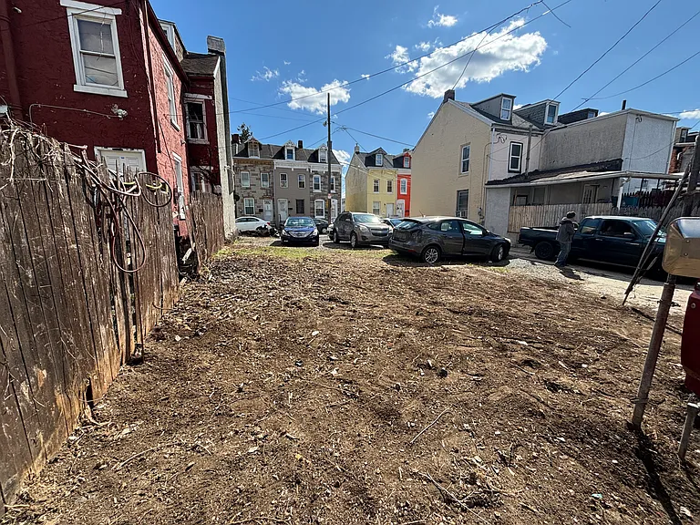 221 Hudson St — Photo 1