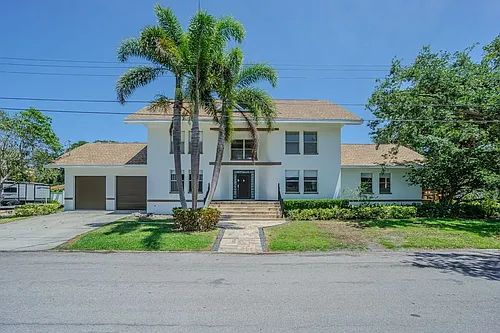 2114 S Venus St Photo 1