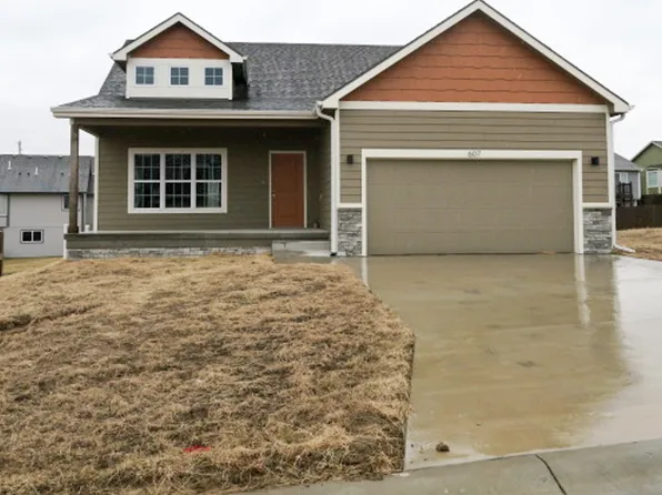 607 Heather Ct, Saint George, KS 66535