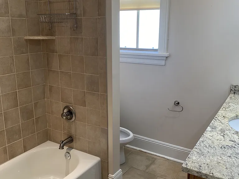 5610 Annunciation St — Photo 20