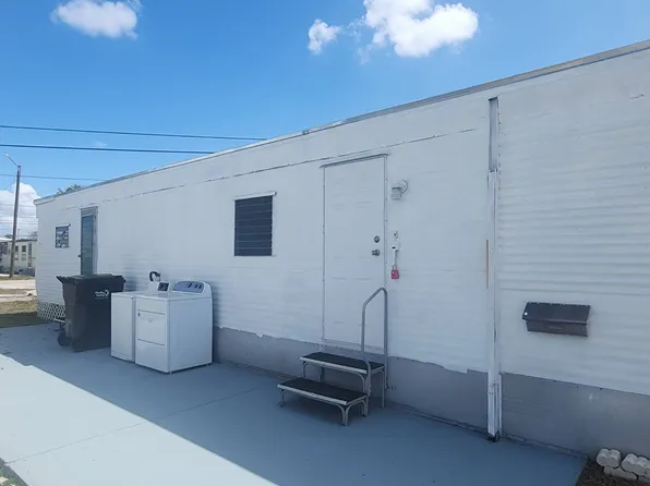 3663 58th Ave N Lot 422, Saint Petersburg, FL 33714