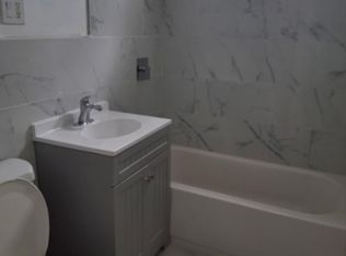 29-31 Douglas St #3E, Hartford, CT 06114