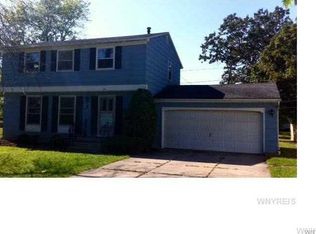 4 Sweetwood Dr N, Buffalo, NY 14228