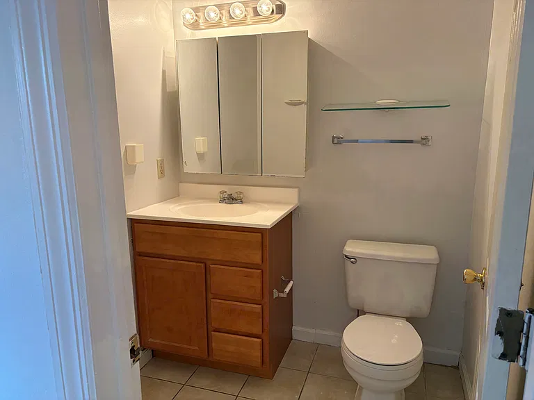 704 Interdrive St #2S — Photo 15