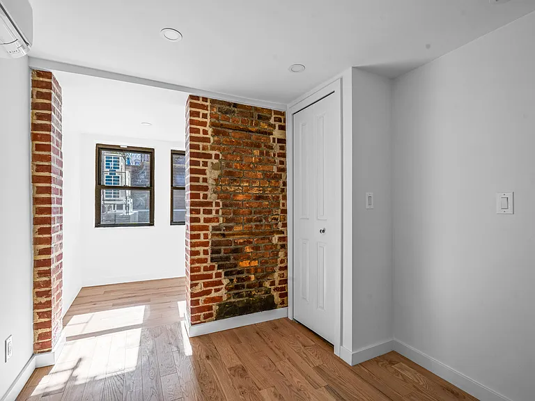 132 Carroll St #1 — Photo 15