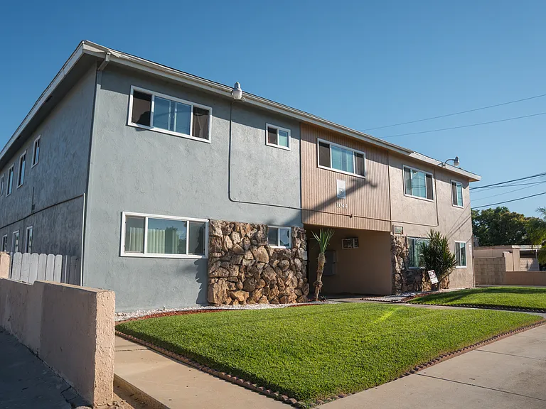 1044 S Montebello Blvd #G — Photo 2