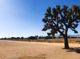 Anaconda Ave, Oak hills, CA 92344