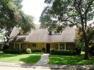 9430 Springbranch Dr, Dallas, TX 75238