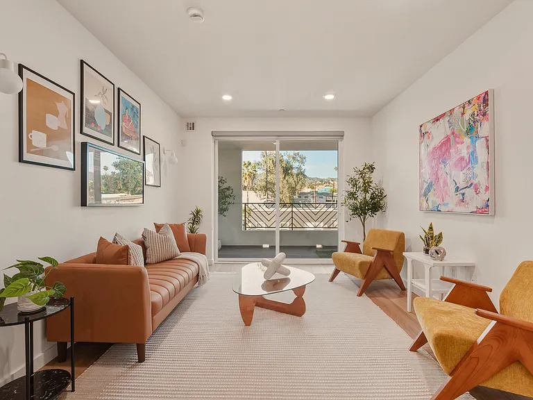 The Sophia - 1759 N Gower St — Photo 6