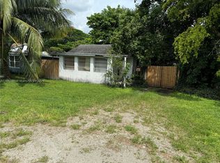 6125 Call St, Hollywood, FL 33024