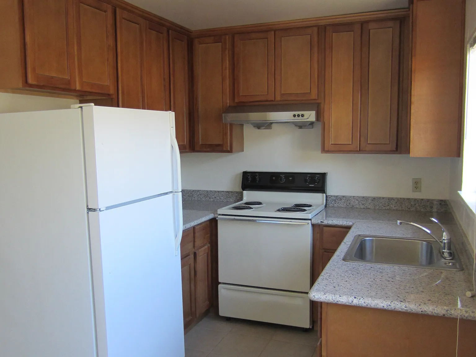 2 bed, 800 sqft, $2,395 — Photo 4
