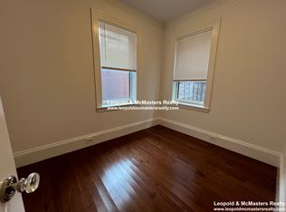 98A Myrtle St #6, Boston, MA 02114