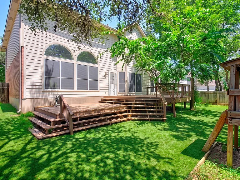 7021 Gentle Oak Dr — Photo 30