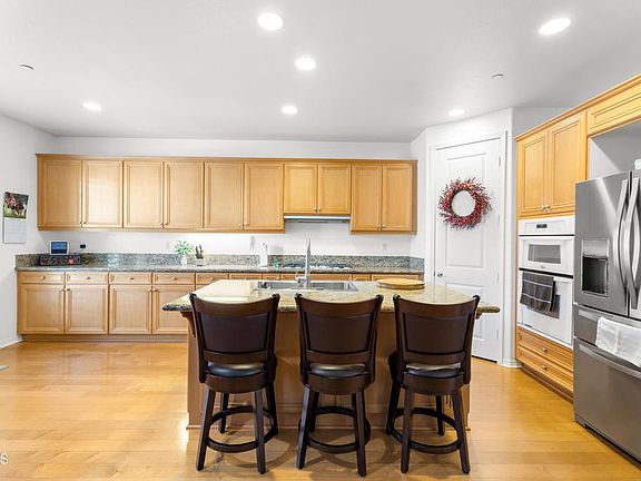 4th image of 1365 Donegal Way