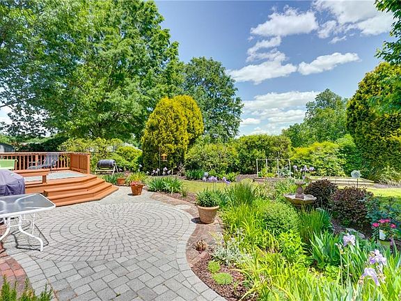 5th image of 7368 Sunshine Ct