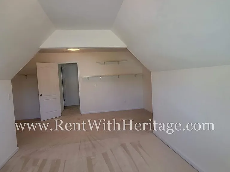 6484 Barkston Trce — Photo 39