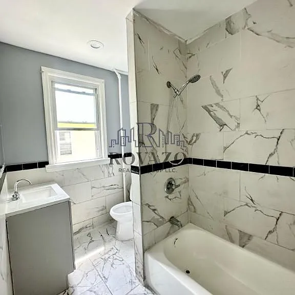 25 S 17th St #2 — Photo 3