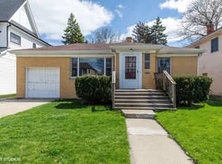 367 N Highview Ave, Elmhurst, IL 60126