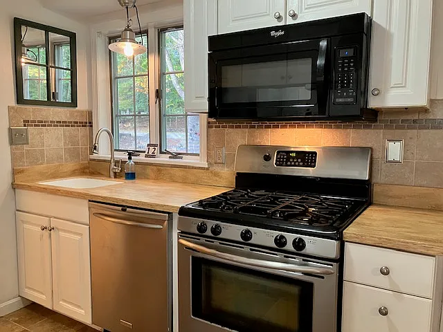 12 Doe Ct — Photo 5