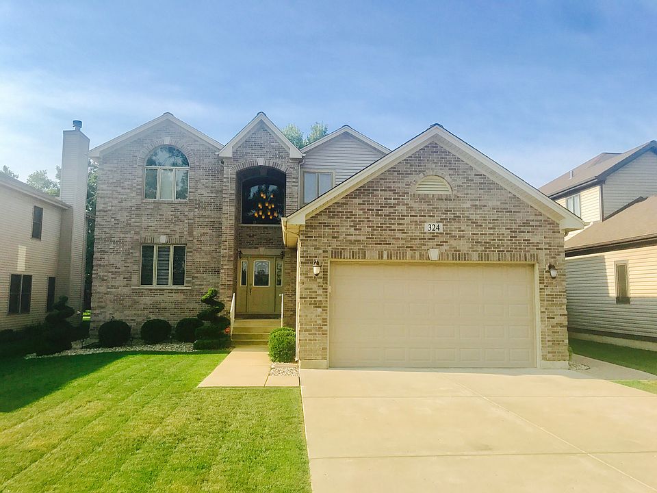 1st image of 324 Oak Meadows Dr