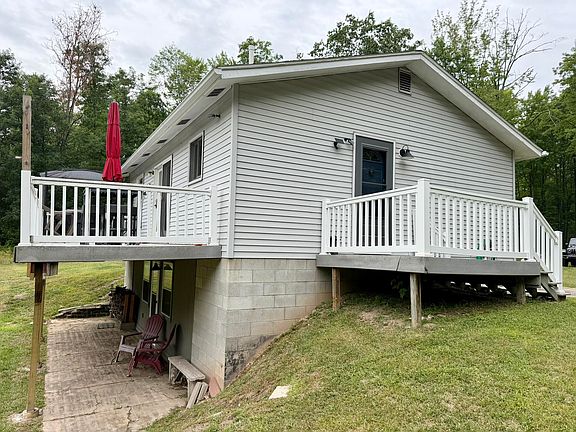 4th image of 20705 Hoxeyville Rd