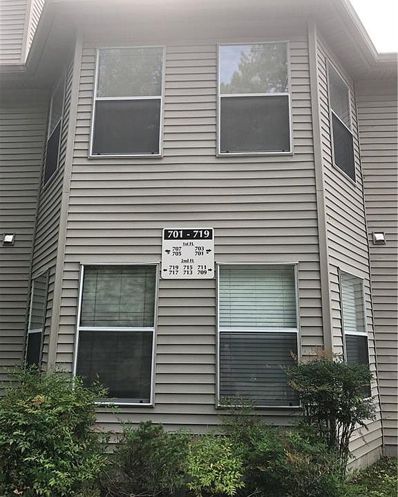 1st image of 713 Mary Robert Ln