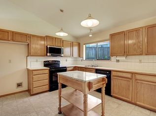 1937 S 369th St, Federal Way, WA 98003