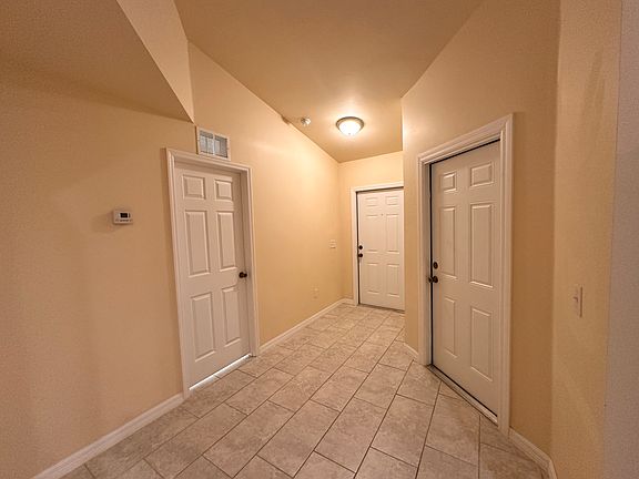 5th image of 531 SE 5th Pl