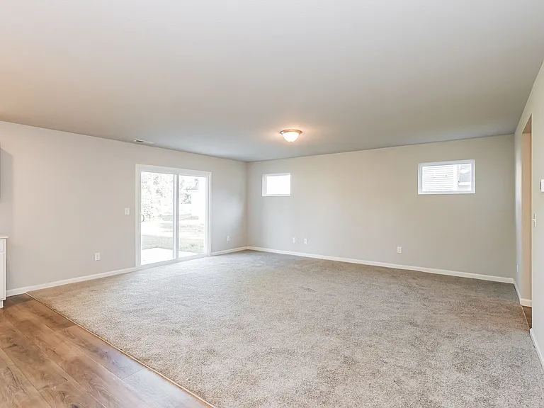 408 N Park Ave — Photo 2