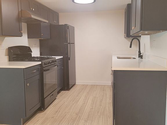 2nd image of 514 Kiowa Cir #101