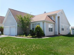 26 Jumping Brook Ln, Barnegat, NJ 08005