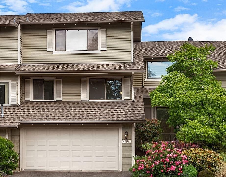 1st image of 2538 174th Ave NE