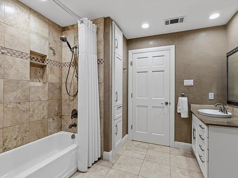 25207 Lake View Dr — Photo 20
