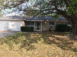 844 Saddle Rd, White Settlement, TX 76108