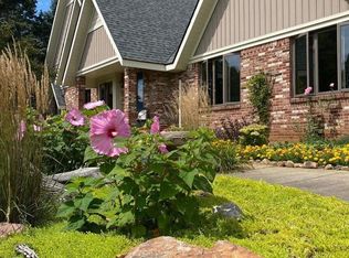 6640 Munsell Rd, Howell, MI 48843