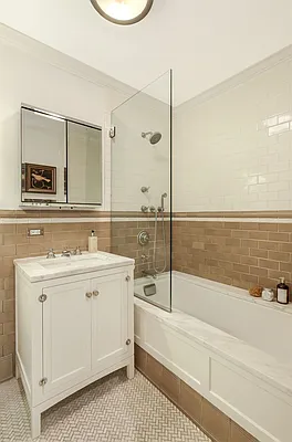 Sold by Corcoran | media 14
