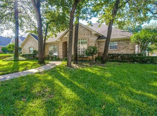 4914 Landrun Ln, Arlington, TX 76017