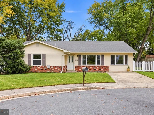 950 November Ct, Gambrills, MD 21054