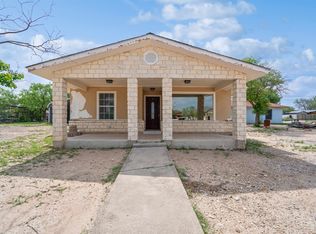 503 E Adobe St, Del Rio, TX 78840