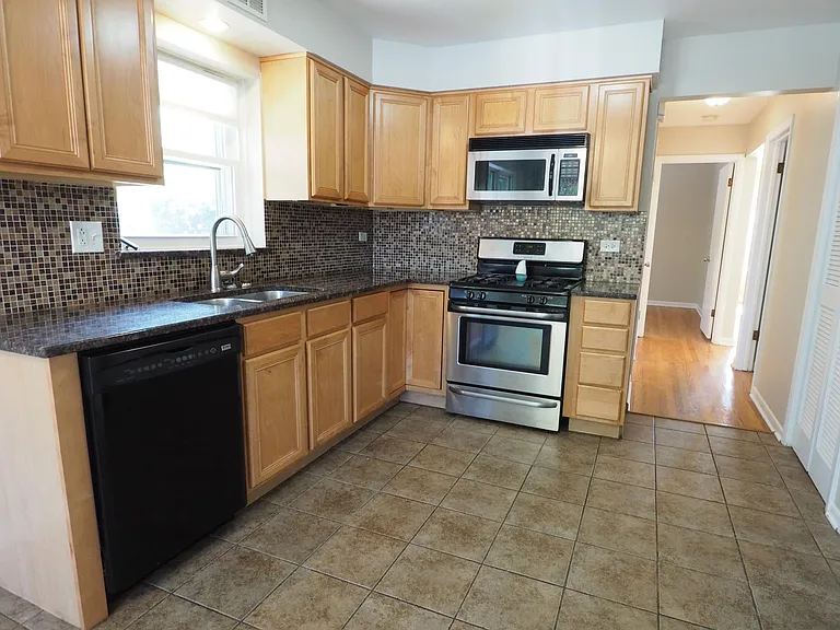 7100 W Talcott Ave — Photo 10