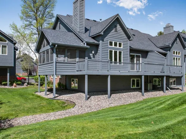 2244 Sherwood Ct, Minnetonka, MN 55305