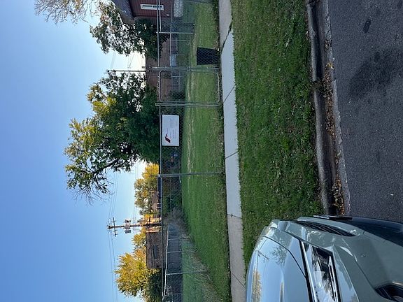 2nd image of 5517 W Rice St