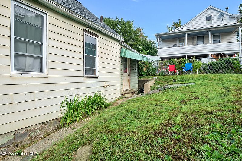 5th image of 29 Glen Street