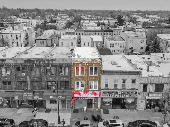 71-18 Myrtle Avenue image 1 of 10