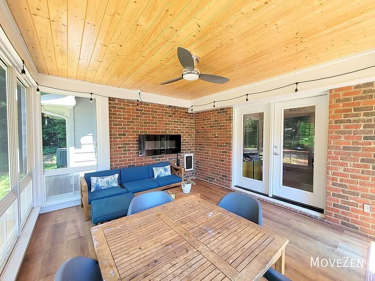 3507 Henderson Rd — Photo 52