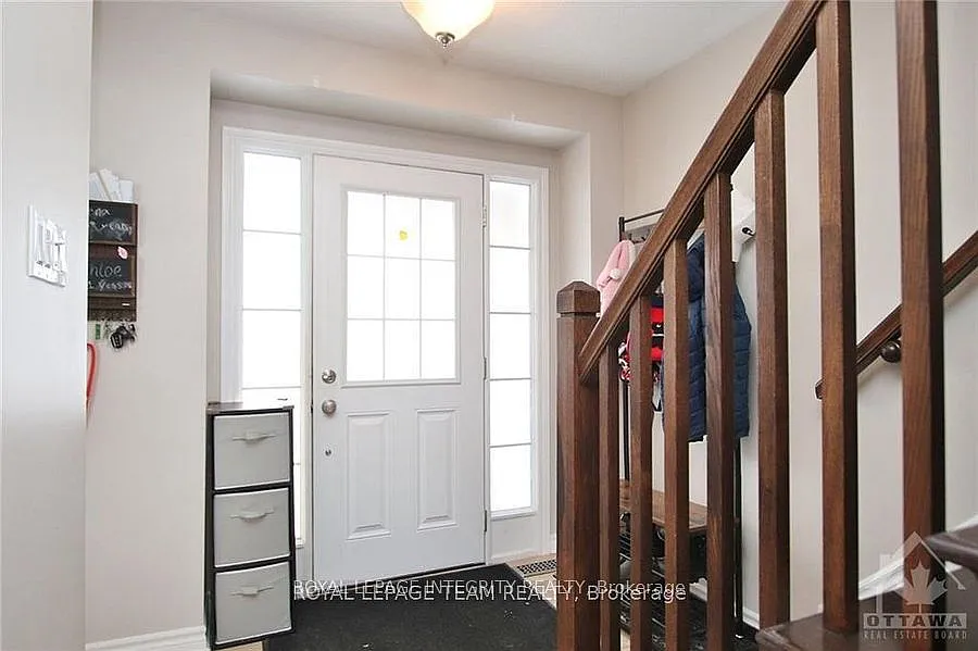 3 bed, $2,800 — Photo 2