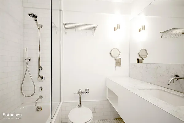 Rented by Sotheby's International Realty | media 20