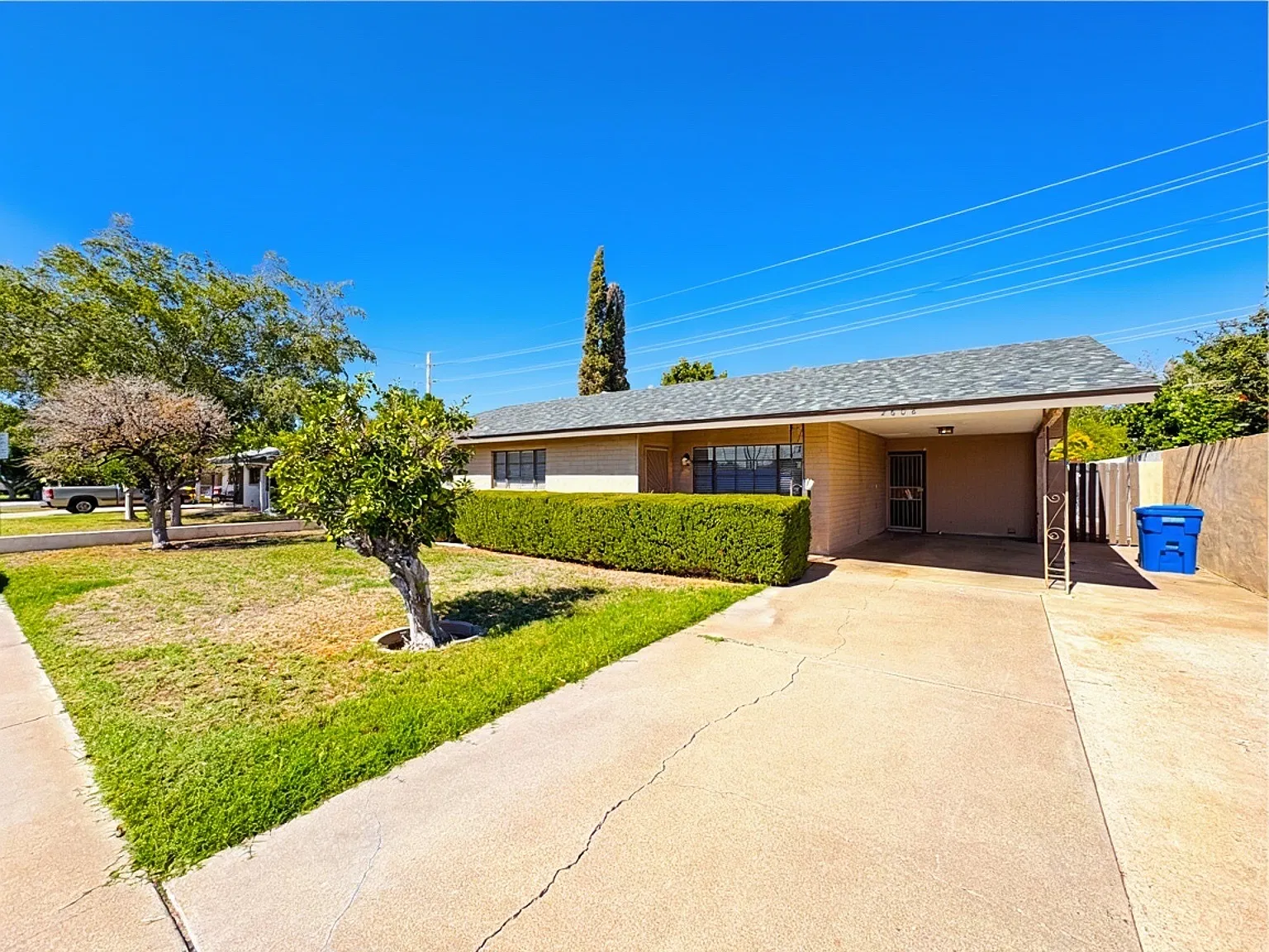 4 bed, 1805 sqft, $2,850 — Photo 1